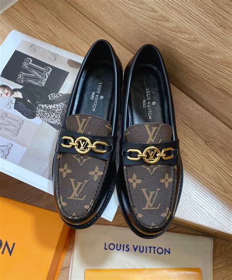 louis vuitton chess flat loafer.